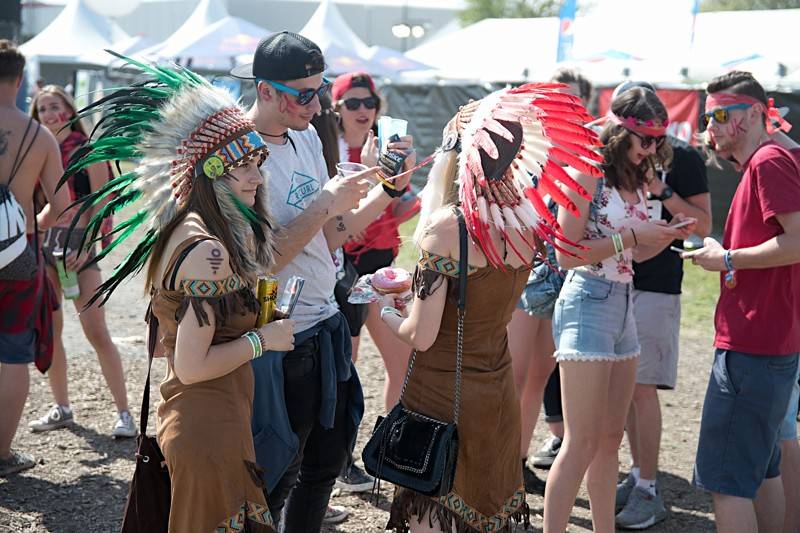 Odpolední část Pražského Majálesu opanovali Marek Ztracený, Lenny Skyline či Jelen