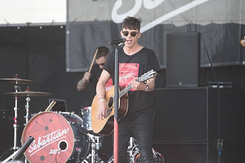 Odpolední část Pražského Majálesu opanovali Marek Ztracený, Lenny Skyline či Jelen