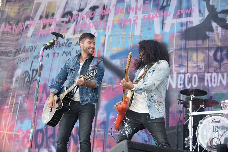 Odpolední část Pražského Majálesu opanovali Marek Ztracený, Lenny Skyline či Jelen