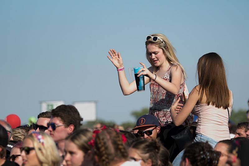 Odpolední část Pražského Majálesu opanovali Marek Ztracený, Lenny Skyline či Jelen