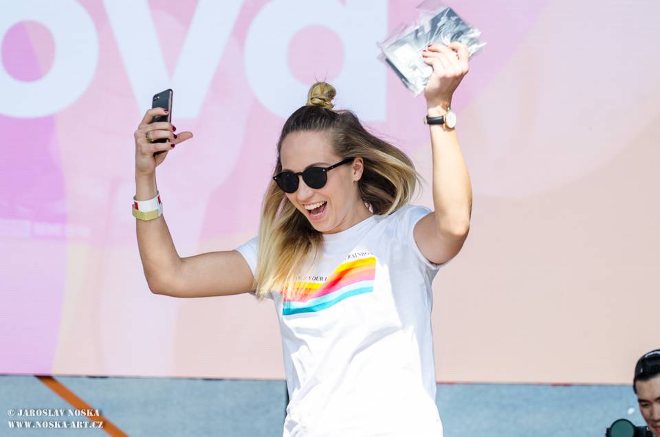 Pražský Utubering: Domácí špička YouTuberů se po roce sešla v Letňanech, k vidění byli Kovy i Jirka Král