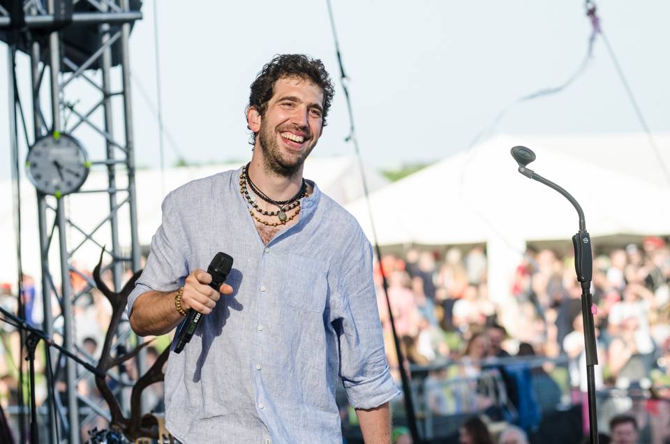 Pražský Majáles exkluzivním pohledem z pódia nebo od zvukaře