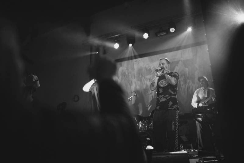 Chaozz v Ostravě: Hiphopová ikona devadesátých let se vrátila na pódia s živou kapelou v zádech