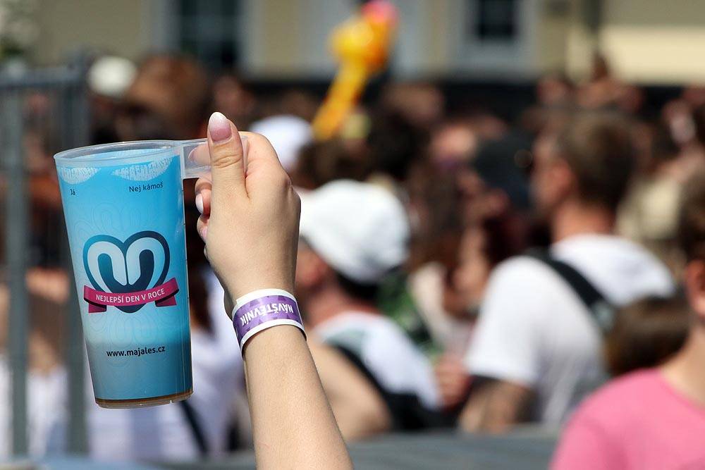 Na prosluněném Brněnském Majálesu bavili Rybičky 48, Tomáš Klus, Skyline, UDG a další