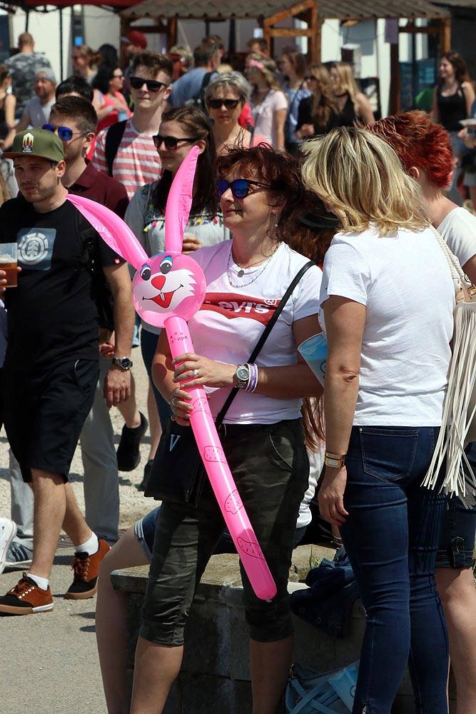 Na prosluněném Brněnském Majálesu bavili Rybičky 48, Tomáš Klus, Skyline, UDG a další