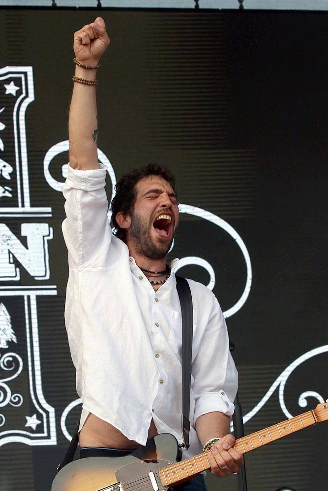 Na prosluněném Brněnském Majálesu bavili Rybičky 48, Tomáš Klus, Skyline, UDG a další