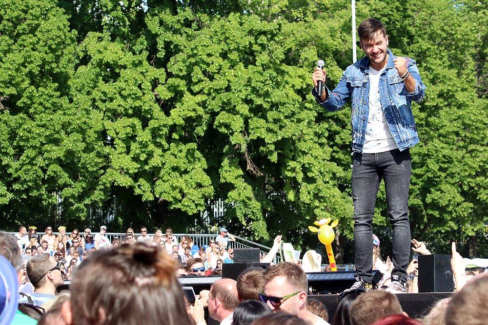 Na prosluněném Brněnském Majálesu bavili Rybičky 48, Tomáš Klus, Skyline, UDG a další