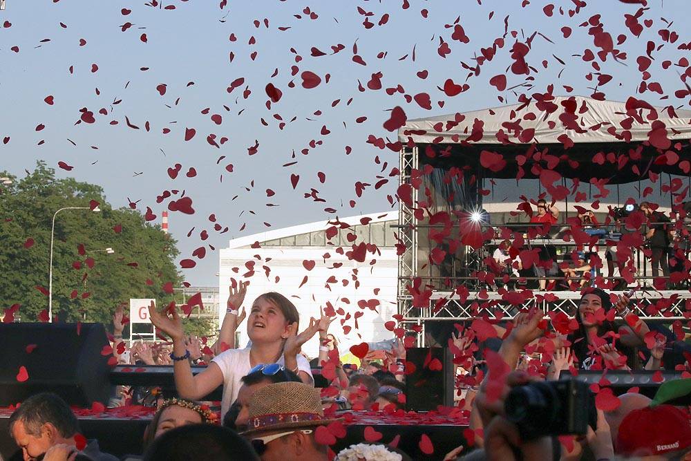 Na prosluněném Brněnském Majálesu bavili Rybičky 48, Tomáš Klus, Skyline, UDG a další