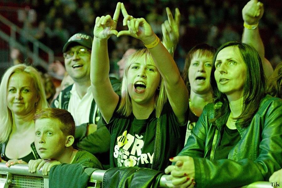 V Českých Budějovicích vystřídali muzikanti hokejisty: na Motorfestu hráli Tři sestry, David Koller i Michal Hrůza