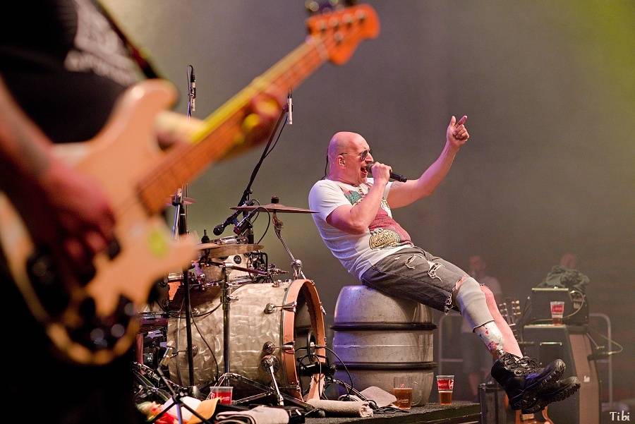 V Českých Budějovicích vystřídali muzikanti hokejisty: na Motorfestu hráli Tři sestry, David Koller i Michal Hrůza