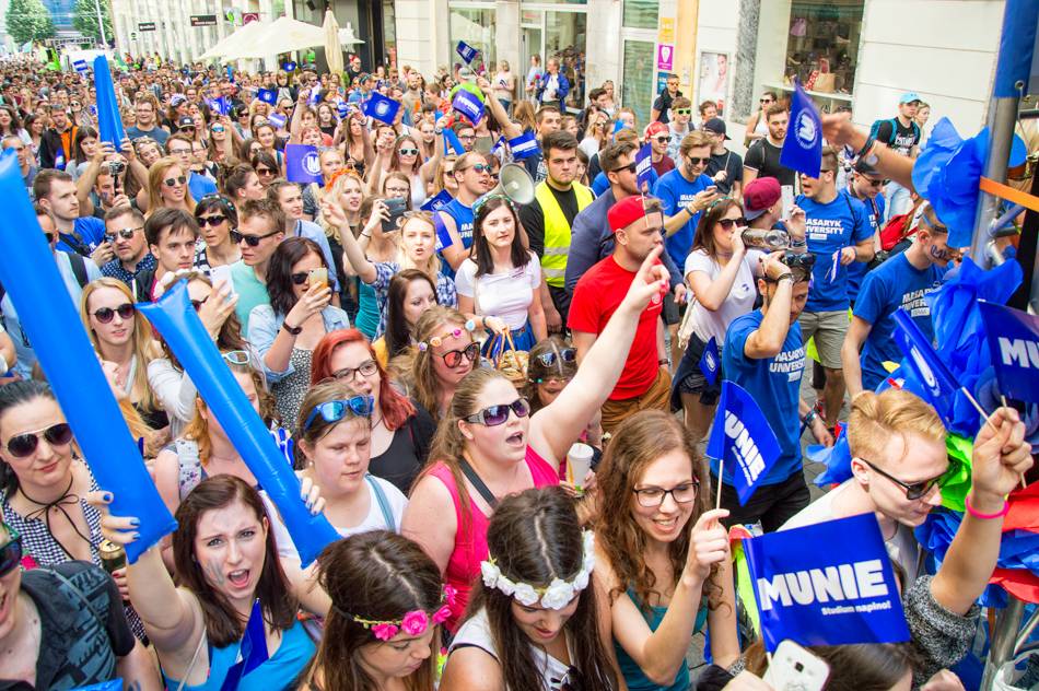 Patnáctý Brněnský Majáles: Slavit přijeli Marek Ztracený, Rybičky 48 nebo Mandrage