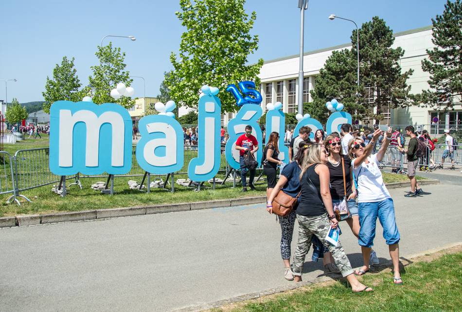 Patnáctý Brněnský Majáles: Slavit přijeli Marek Ztracený, Rybičky 48 nebo Mandrage