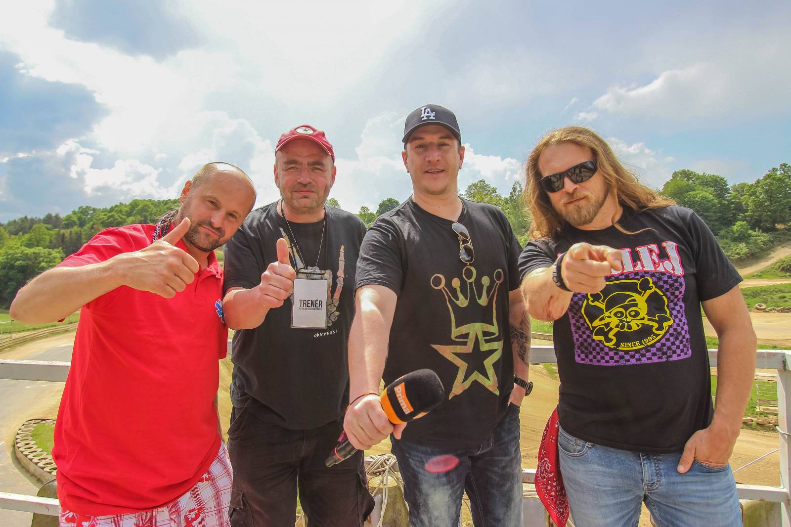 Harlej natáčel klip k songu Možná. Potěší zejména milovníky silných strojů