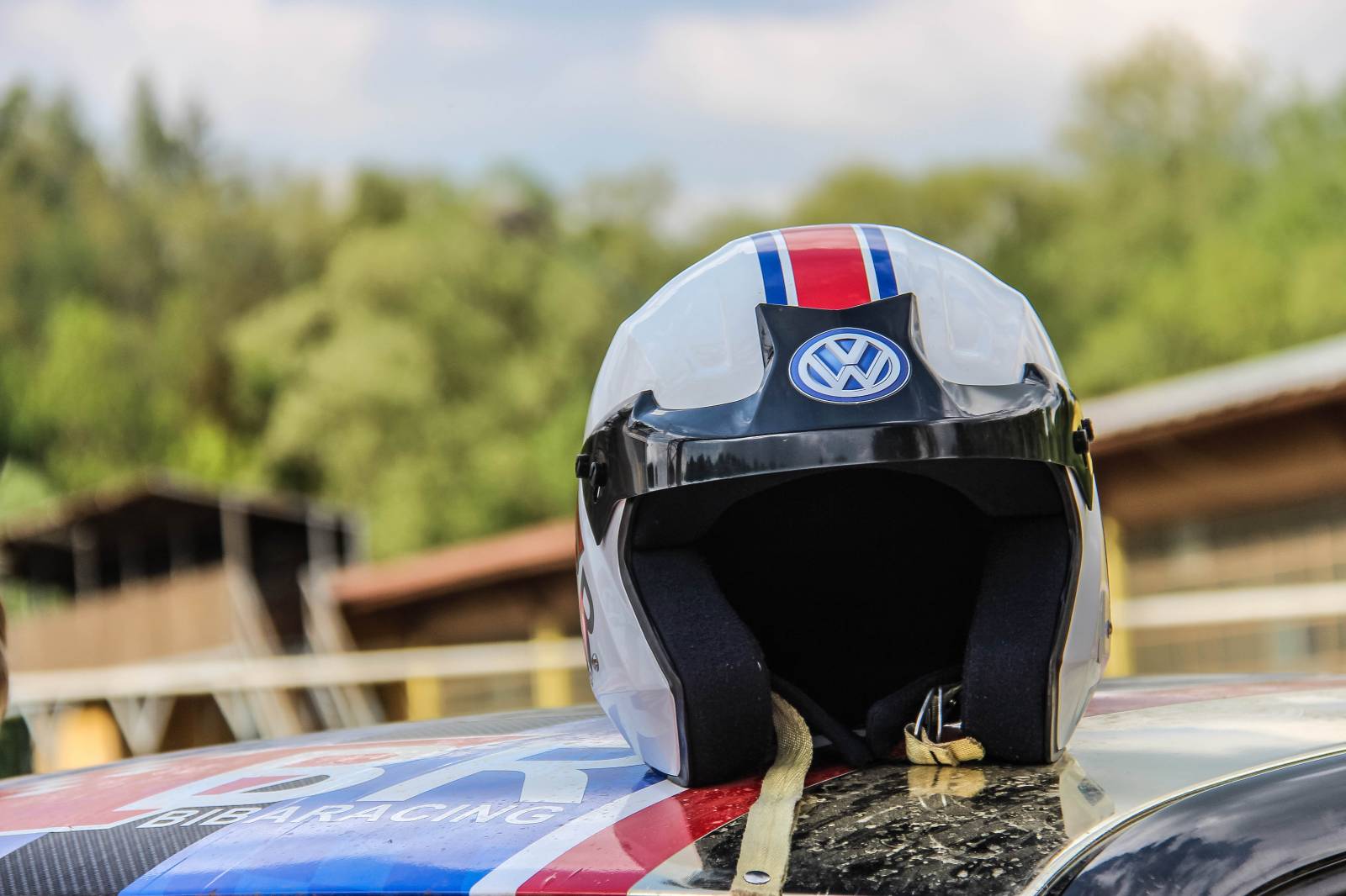 Harlej natáčel klip k songu Možná. Potěší zejména milovníky silných strojů