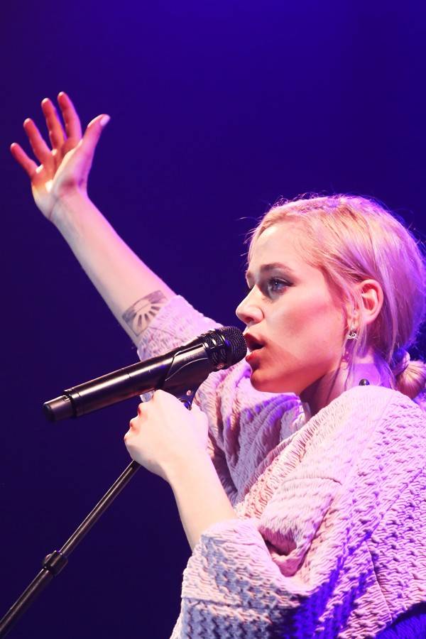 James Blunt se zastavil v Bratislavě, předskakovala mu Emma Drobná