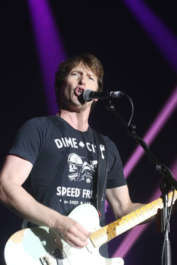 James Blunt se zastavil v Bratislavě, předskakovala mu Emma Drobná