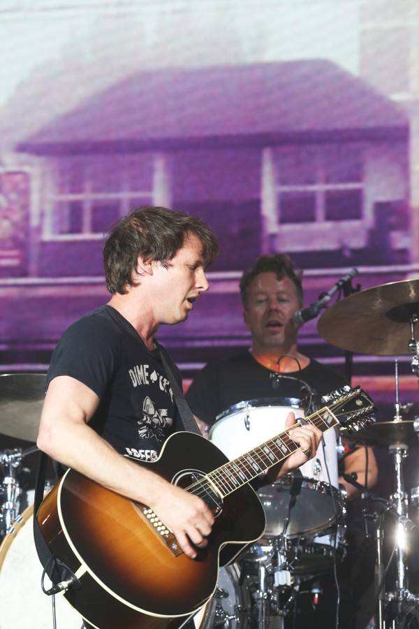 James Blunt se zastavil v Bratislavě, předskakovala mu Emma Drobná