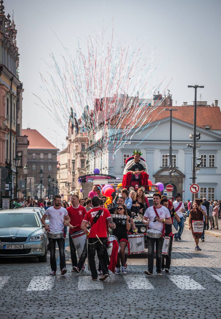 Plzeňský Majáles: Za slunného počasí diváky bavili Mig 21, Tomáš Klus, Marek Ztracený nebo Lenny