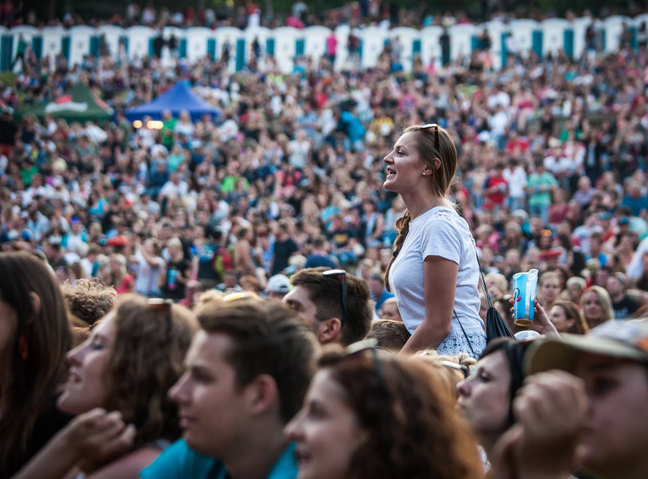 Plzeňský Majáles: Za slunného počasí diváky bavili Mig 21, Tomáš Klus, Marek Ztracený nebo Lenny
