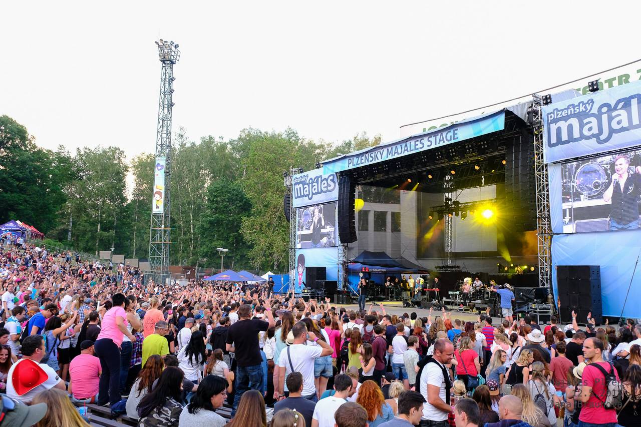 Plzeňskému Majálesu přálo počasí. Diváky svými koncerty potěšili Marpo, Rybičky 48, Mig 21, Divokej Bill a mnozí další
