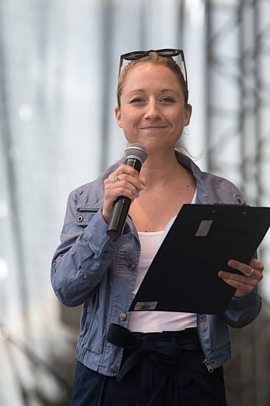 Miss Agro potěšila příznivce krásných slečen, ale i dobré hudby. Hráli Mig 21 nebo Pipes and Pints