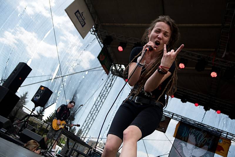 Miss Agro potěšila příznivce krásných slečen, ale i dobré hudby. Hráli Mig 21 nebo Pipes and Pints