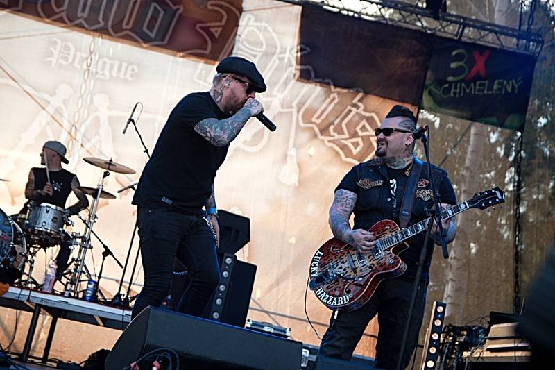 Miss Agro potěšila příznivce krásných slečen, ale i dobré hudby. Hráli Mig 21 nebo Pipes and Pints