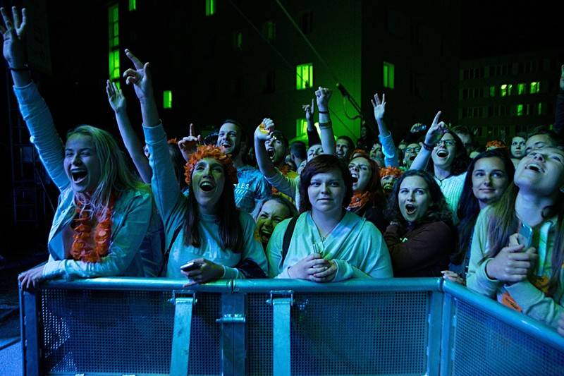 Miss Agro potěšila příznivce krásných slečen, ale i dobré hudby. Hráli Mig 21 nebo Pipes and Pints