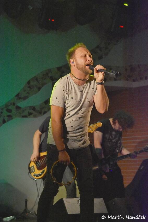 Ill Fish a Jouly rozpoutali v plzeňské Buena Vistě rockové peklo
