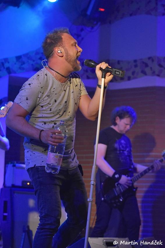 Ill Fish a Jouly rozpoutali v plzeňské Buena Vistě rockové peklo