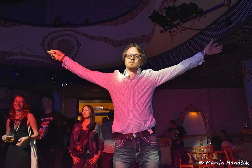 Ill Fish a Jouly rozpoutali v plzeňské Buena Vistě rockové peklo