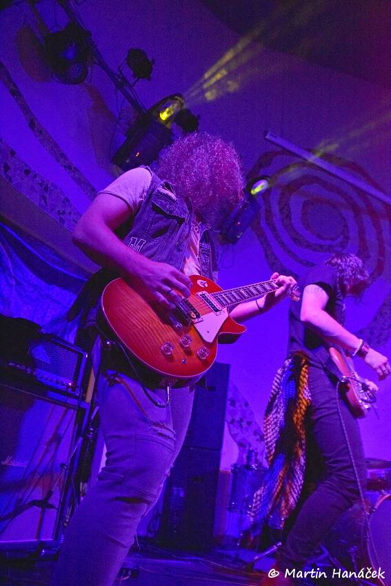 Ill Fish a Jouly rozpoutali v plzeňské Buena Vistě rockové peklo