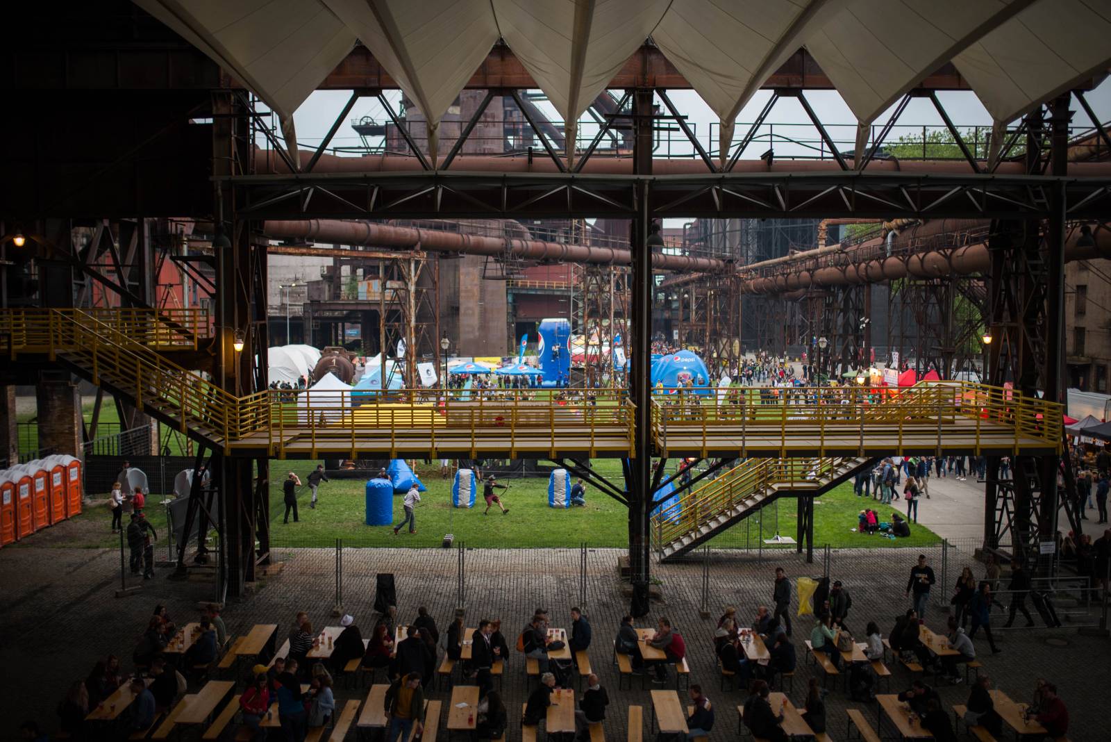 Na studentském Majálesu Ostrava vystoupili Tomáš Klus, Vypsaná Fixa i Mirai