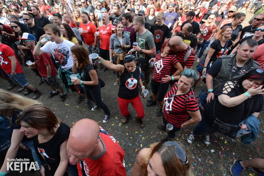 Tři sestry završili na Braníku oslavy Kristových let, hráli i De Bill Heads nebo Doctor P.P.