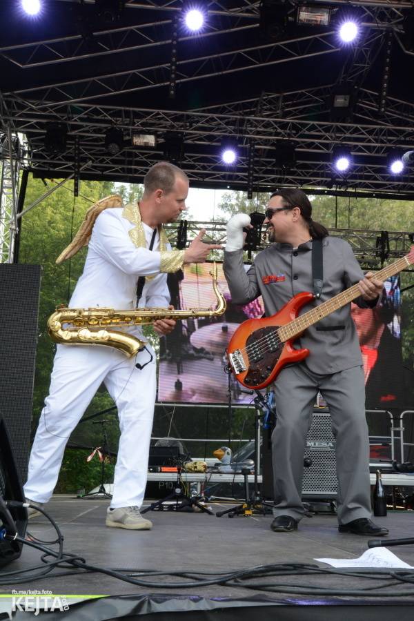 Tři sestry završili na Braníku oslavy Kristových let, hráli i De Bill Heads nebo Doctor P.P.