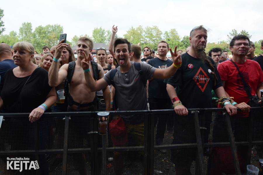 Tři sestry završili na Braníku oslavy Kristových let, hráli i De Bill Heads nebo Doctor P.P.