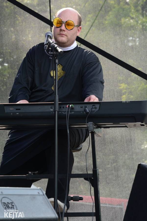 Tři sestry završili na Braníku oslavy Kristových let, hráli i De Bill Heads nebo Doctor P.P.