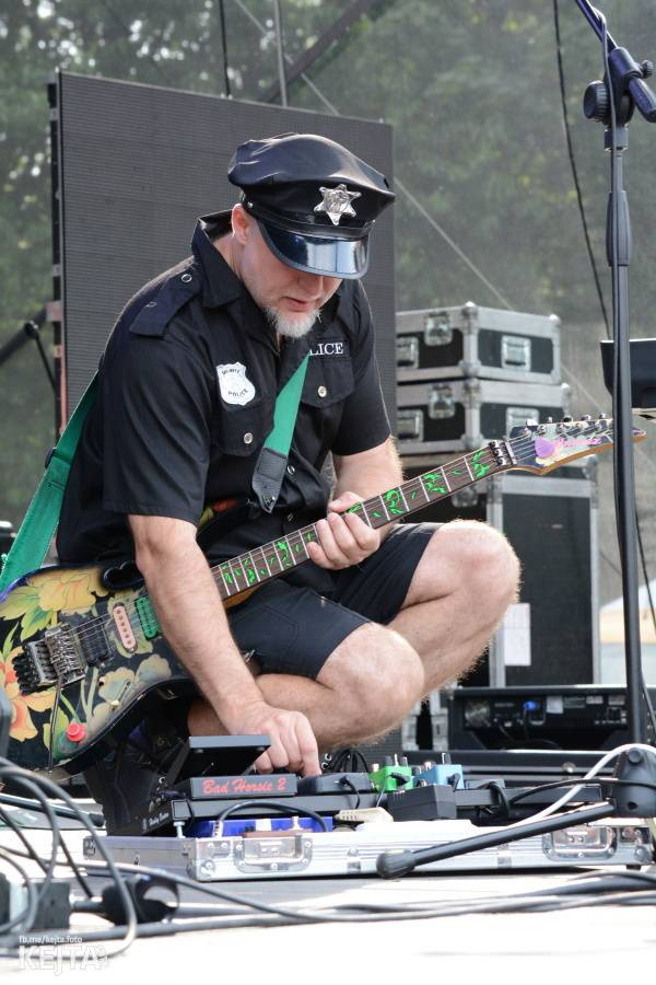 Tři sestry završili na Braníku oslavy Kristových let, hráli i De Bill Heads nebo Doctor P.P.