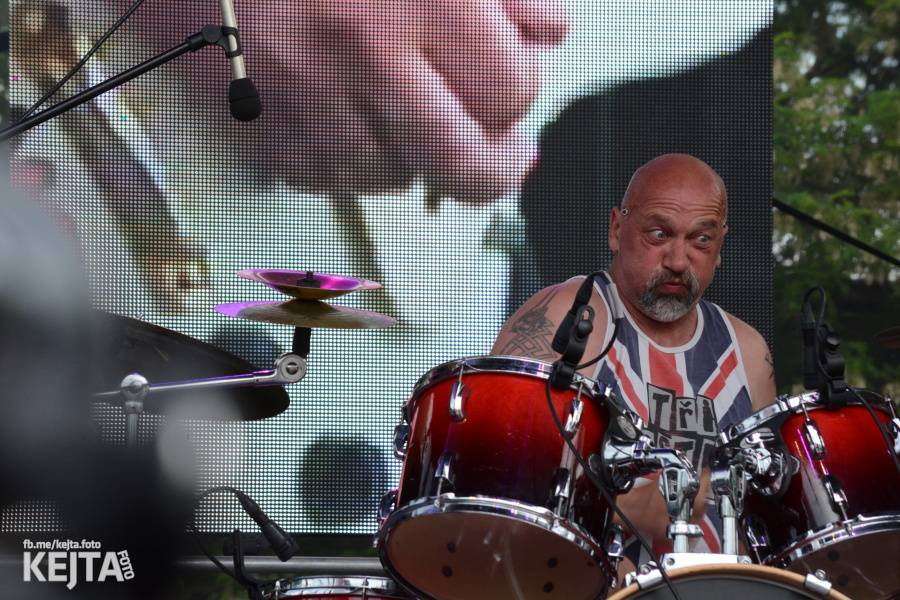 Tři sestry završili na Braníku oslavy Kristových let, hráli i De Bill Heads nebo Doctor P.P.