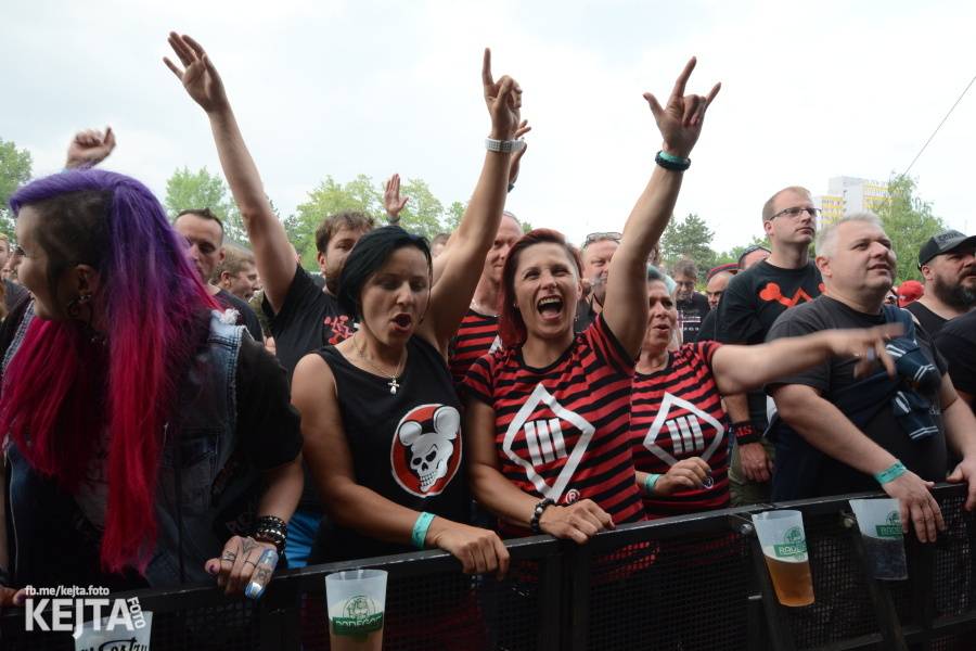 Tři sestry završili na Braníku oslavy Kristových let, hráli i De Bill Heads nebo Doctor P.P.