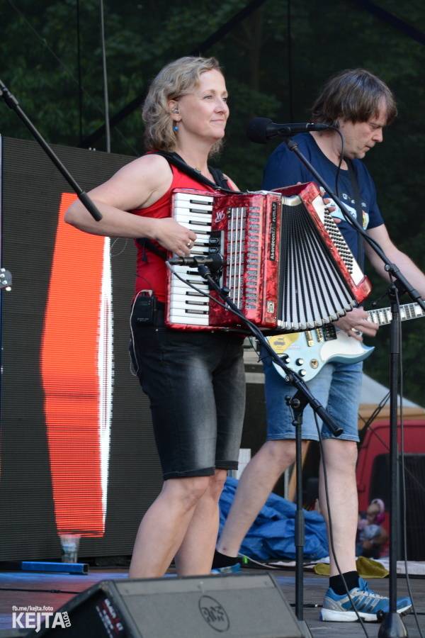 Tři sestry završili na Braníku oslavy Kristových let, hráli i De Bill Heads nebo Doctor P.P.