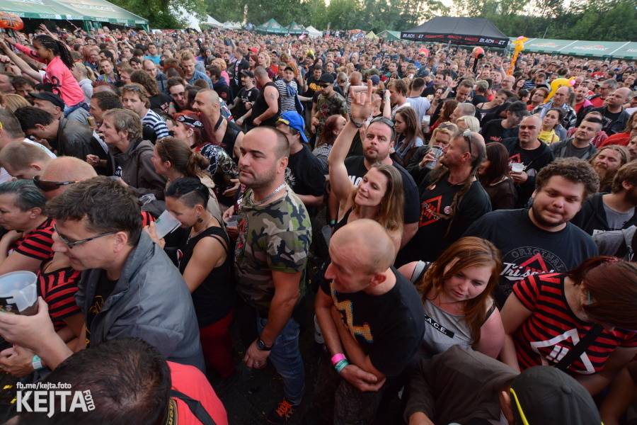 Tři sestry završili na Braníku oslavy Kristových let, hráli i De Bill Heads nebo Doctor P.P.