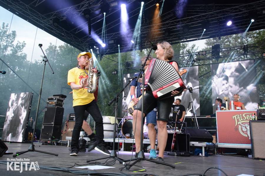 Tři sestry završili na Braníku oslavy Kristových let, hráli i De Bill Heads nebo Doctor P.P.