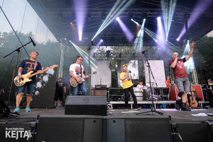 Tři sestry završili na Braníku oslavy Kristových let, hráli i De Bill Heads nebo Doctor P.P.