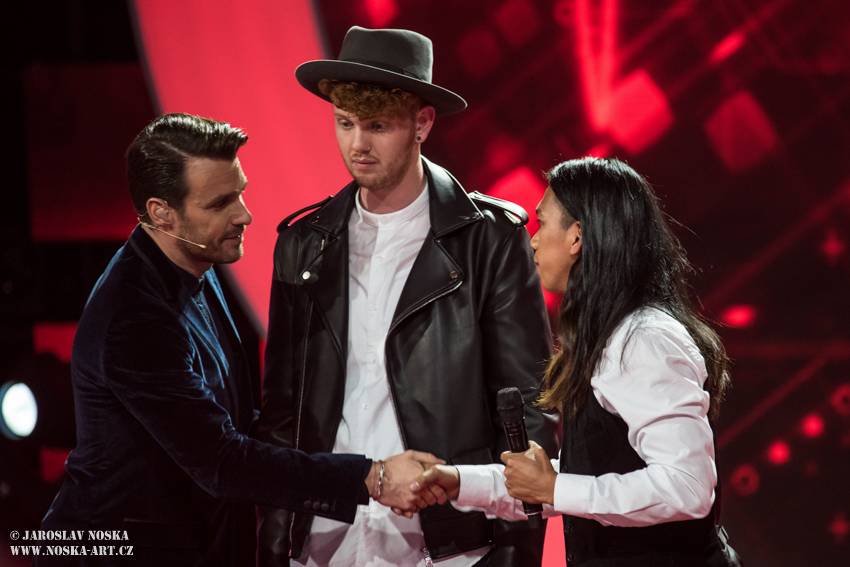 SuperStar 2018: Druhý finálový večer se stal osudným pro Bryana Gandolu a Adélu Kvitovou, zazpívala i Ewa Farna