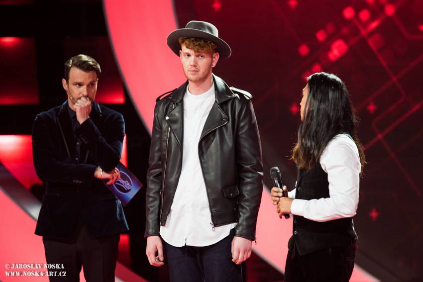 SuperStar 2018: Druhý finálový večer se stal osudným pro Bryana Gandolu a Adélu Kvitovou, zazpívala i Ewa Farna