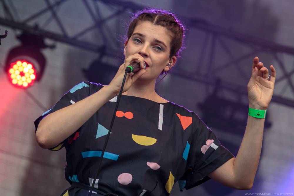 Monkey Business oslavili plnoletost ve Žlutých lázních. Tvrdili, že jsou jen boží onuce