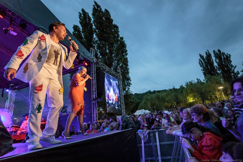 Monkey Business oslavili plnoletost ve Žlutých lázních. Tvrdili, že jsou jen boží onuce