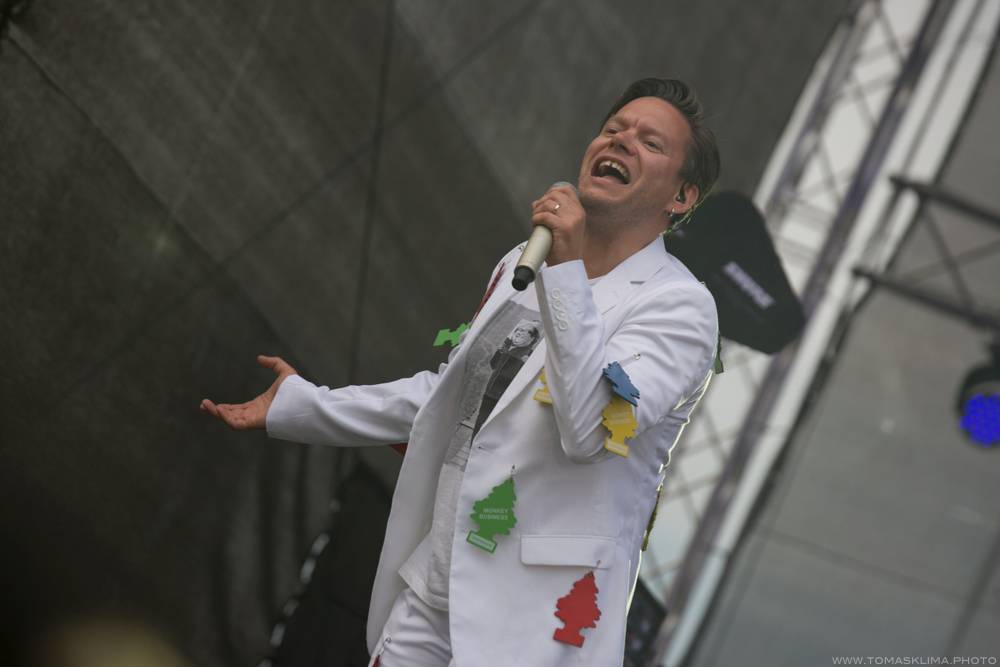 Monkey Business oslavili plnoletost ve Žlutých lázních. Tvrdili, že jsou jen boží onuce