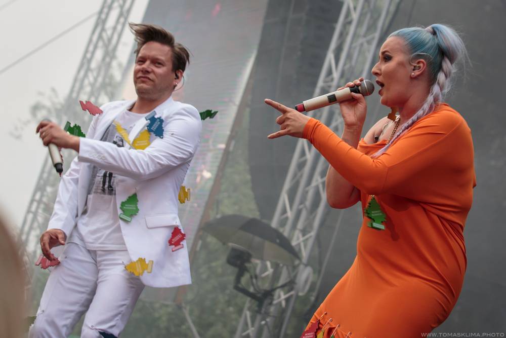 Monkey Business oslavili plnoletost ve Žlutých lázních. Tvrdili, že jsou jen boží onuce